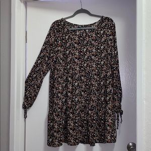 Summer dress from target! 🌞 worn once!